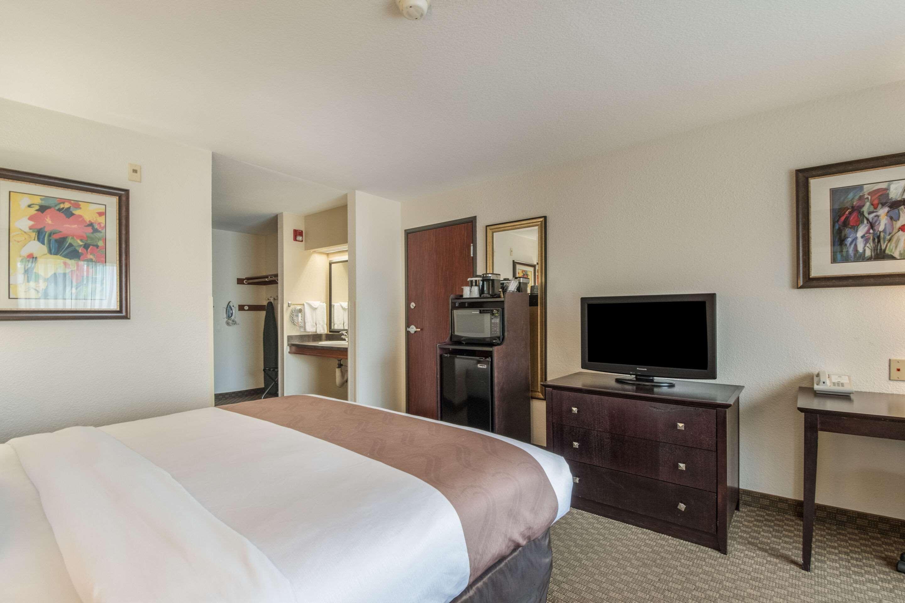 Quality Inn Грешем Екстер'єр фото