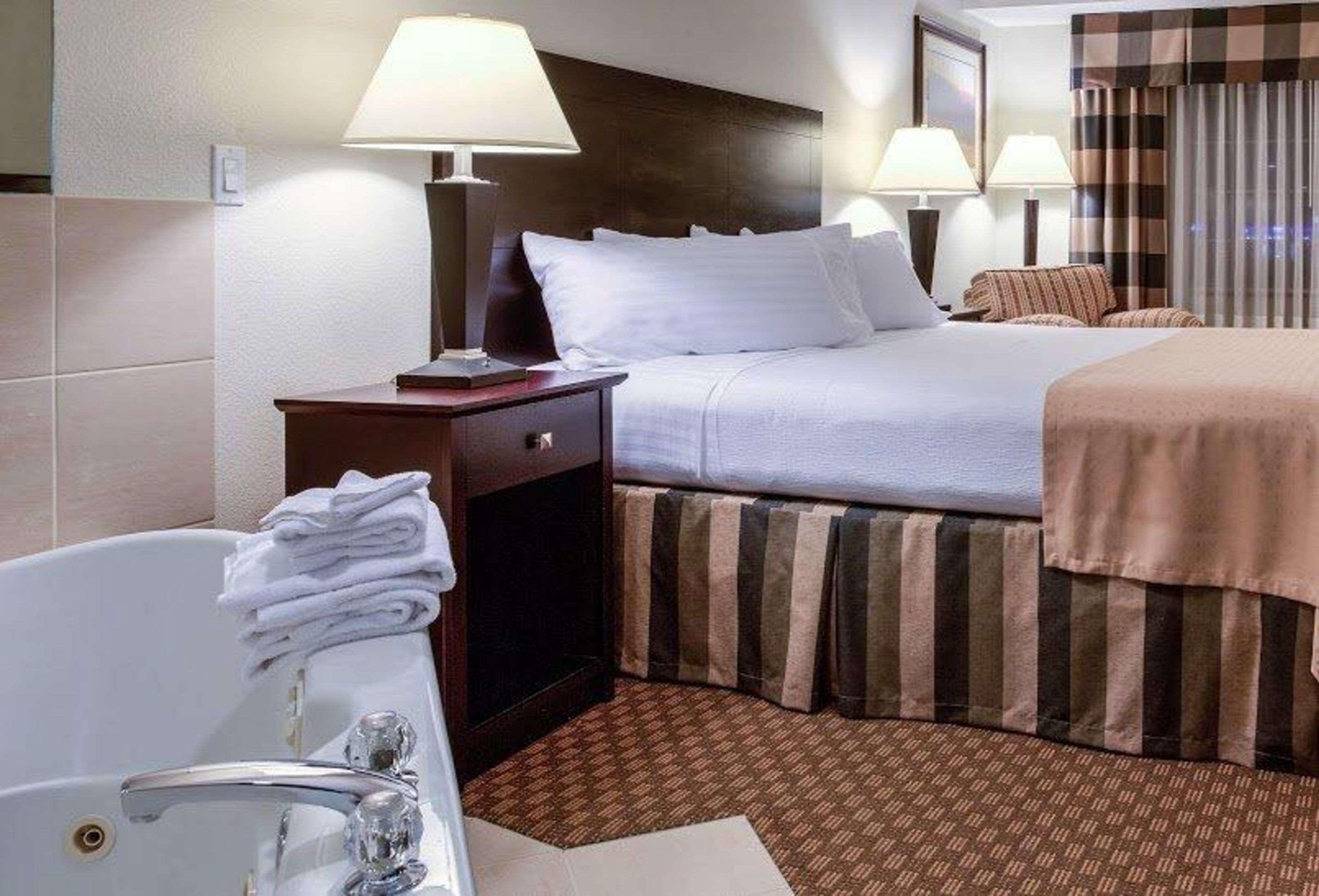 Quality Inn Грешем Екстер'єр фото
